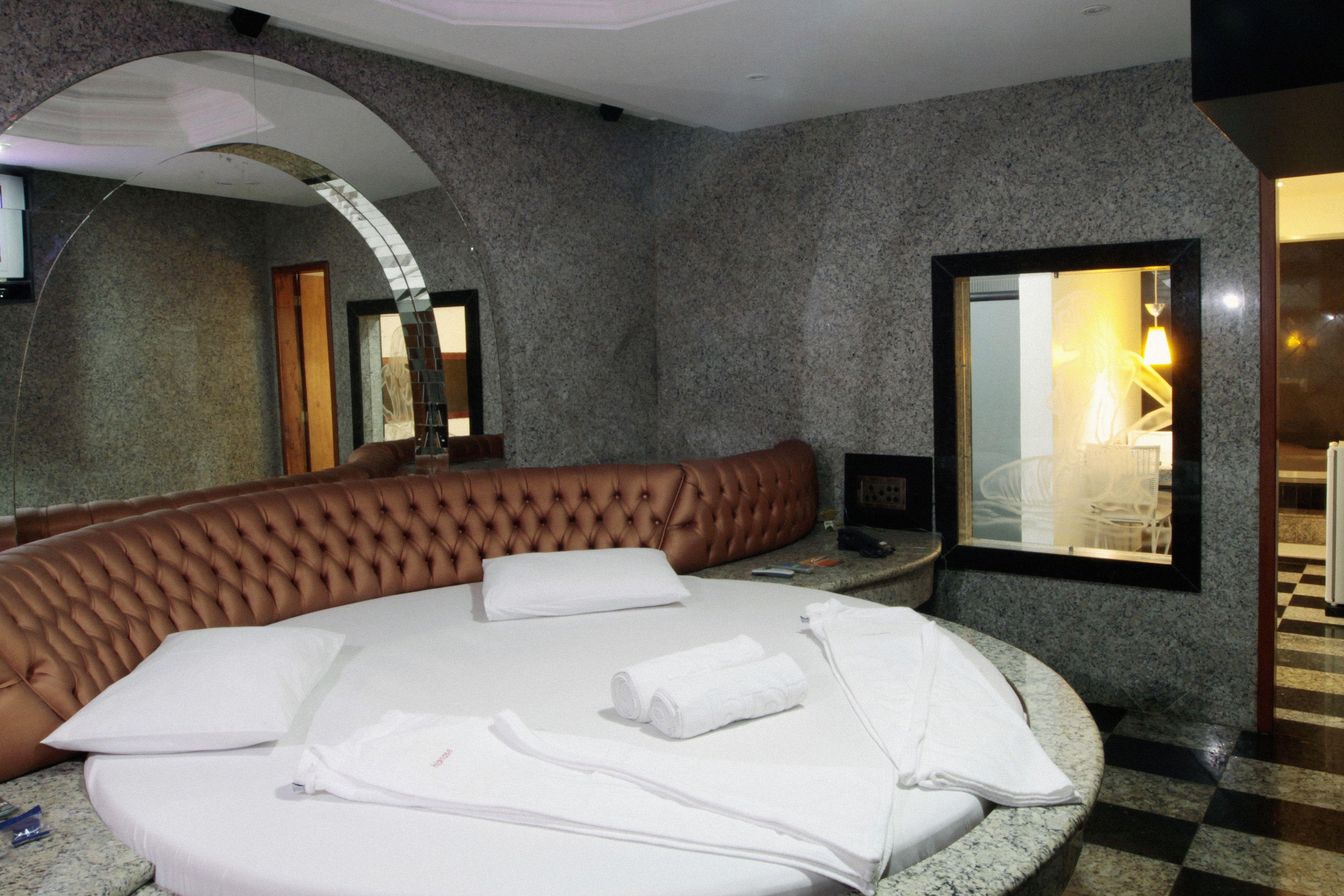 Hipnose (adults Only) 2*